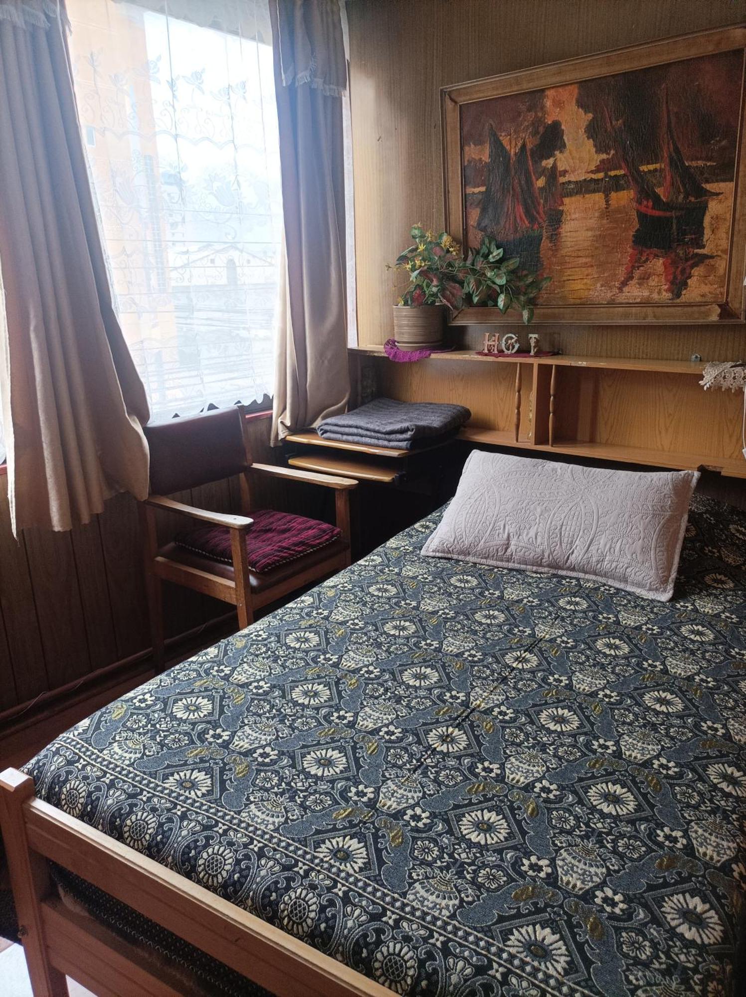 Alojamiento Familiar Rey Bed & Breakfast Punta Arenas Eksteriør bilde